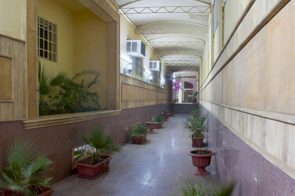 Al Farhan Hotel Suites - Al Salam Riadh Exterior foto
